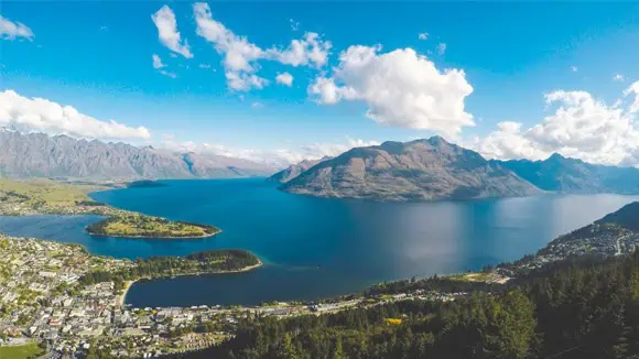 This is a view of the beautiful city of Queenstown in which country? - UK, Canada, USA, New Zealand