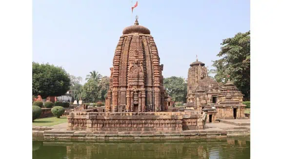 This is the Mukteshwar temple located in which Indian city? - Ahmedabad, Pune, Bhubaneshwar, Delhi